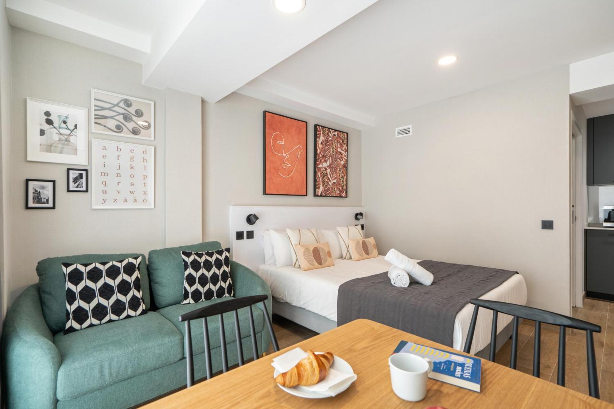 Dobo Madrid Cabrera Apartment Room photo