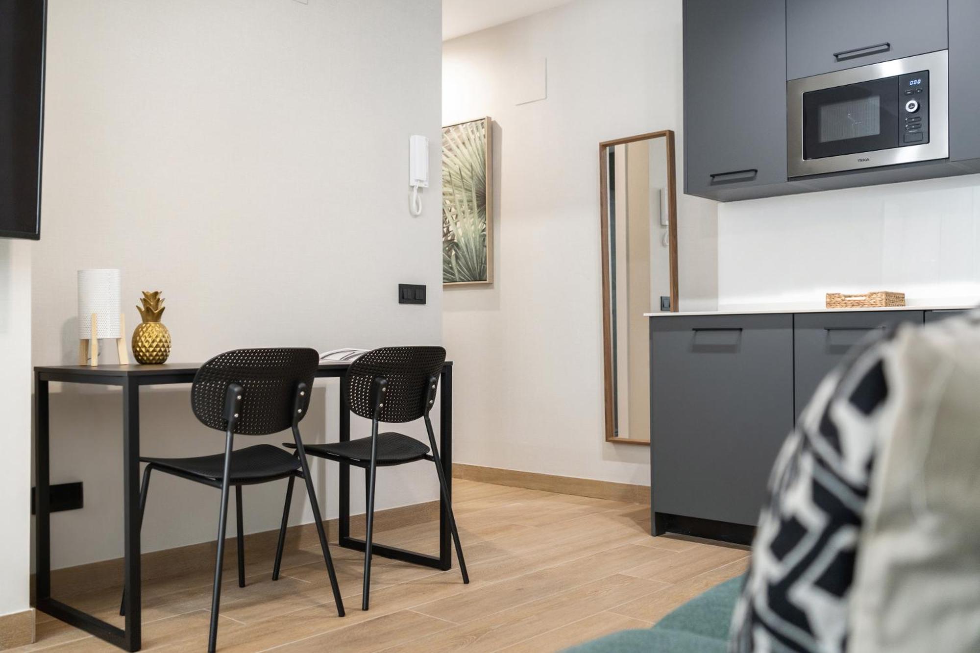 Dobo Madrid Cabrera Apartment Room photo